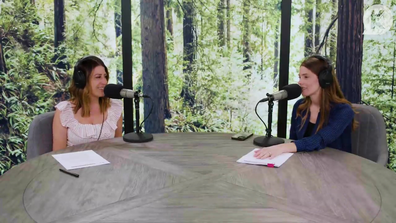 Ashley-Greene-dot-nl_TheTwilightEffectPostcast-Aflevering9NewMoonRewatchPart3of3-3935.jpg Ashley-Greene-dot-nl_TheTwilightEffectPostcast-Aflevering9NewMoonRewatchPart3of3-3935.jpg