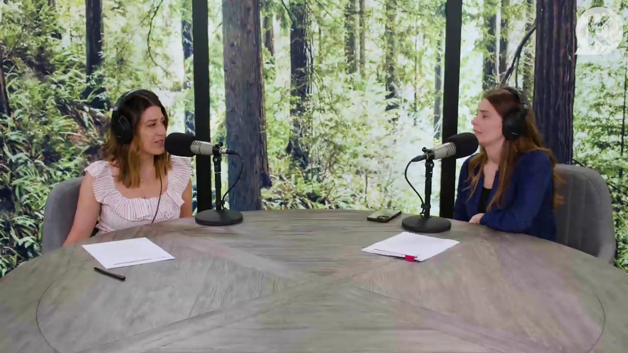 Ashley-Greene-dot-nl_TheTwilightEffectPostcast-Aflevering9NewMoonRewatchPart3of3-4009.jpg Ashley-Greene-dot-nl_TheTwilightEffectPostcast-Aflevering9NewMoonRewatchPart3of3-4009.jpg