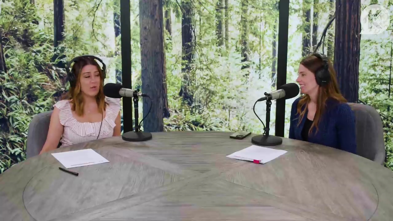 Ashley-Greene-dot-nl_TheTwilightEffectPostcast-Aflevering9NewMoonRewatchPart3of3-4016.jpg Ashley-Greene-dot-nl_TheTwilightEffectPostcast-Aflevering9NewMoonRewatchPart3of3-4016.jpg