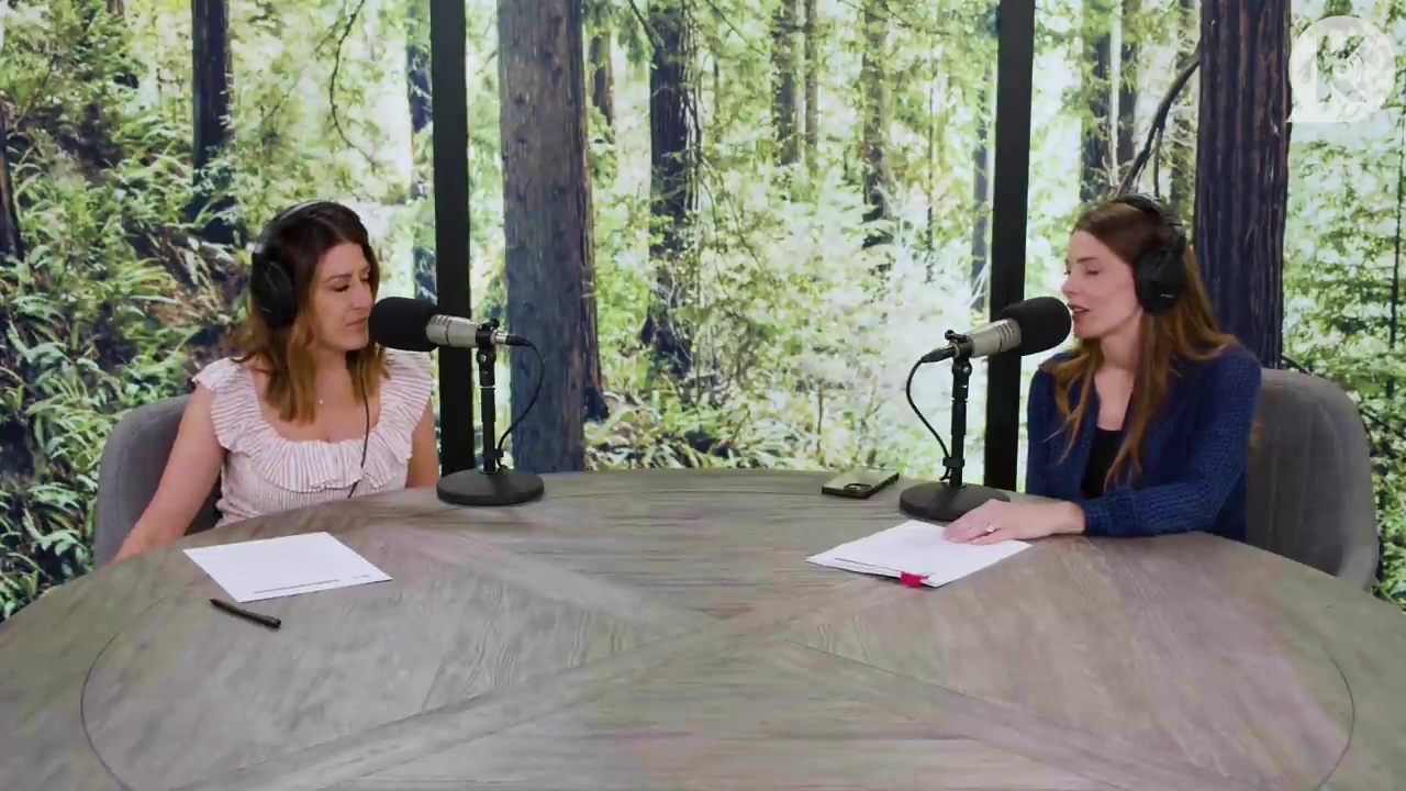 Ashley-Greene-dot-nl_TheTwilightEffectPostcast-Aflevering9NewMoonRewatchPart3of3-4203.jpg Ashley-Greene-dot-nl_TheTwilightEffectPostcast-Aflevering9NewMoonRewatchPart3of3-4203.jpg