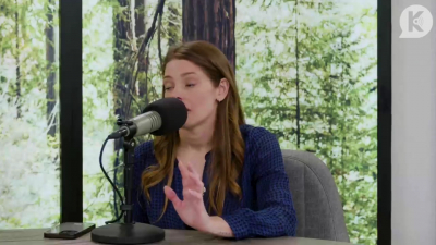Ashley-Greene-dot-nl_TheTwilightEffectPostcast-Aflevering9NewMoonRewatchPart3of3-3286.jpg