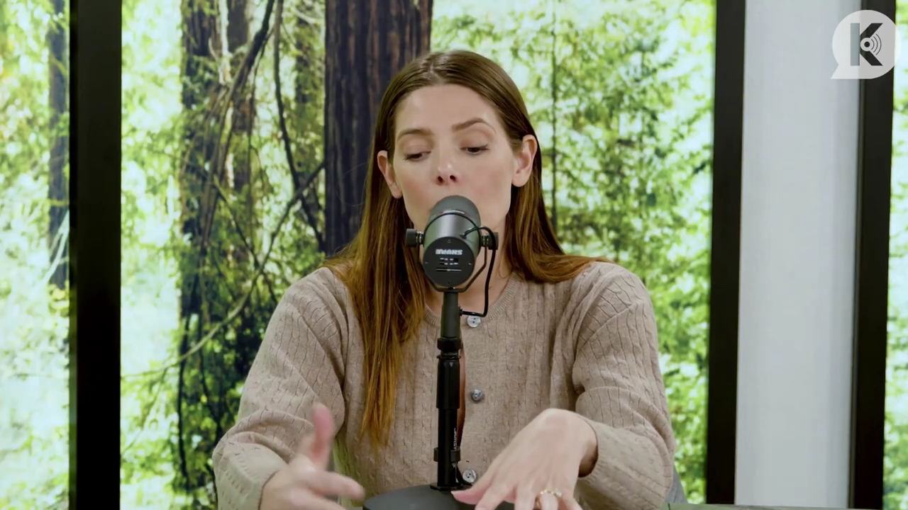 Ashley-Greene-dot-nl_TheTwilightEffect-TwiliightRewatchtPart3of3-0146.jpg Ashley-Greene-dot-nl_TheTwilightEffect-TwiliightRewatchtPart3of3-0146.jpg