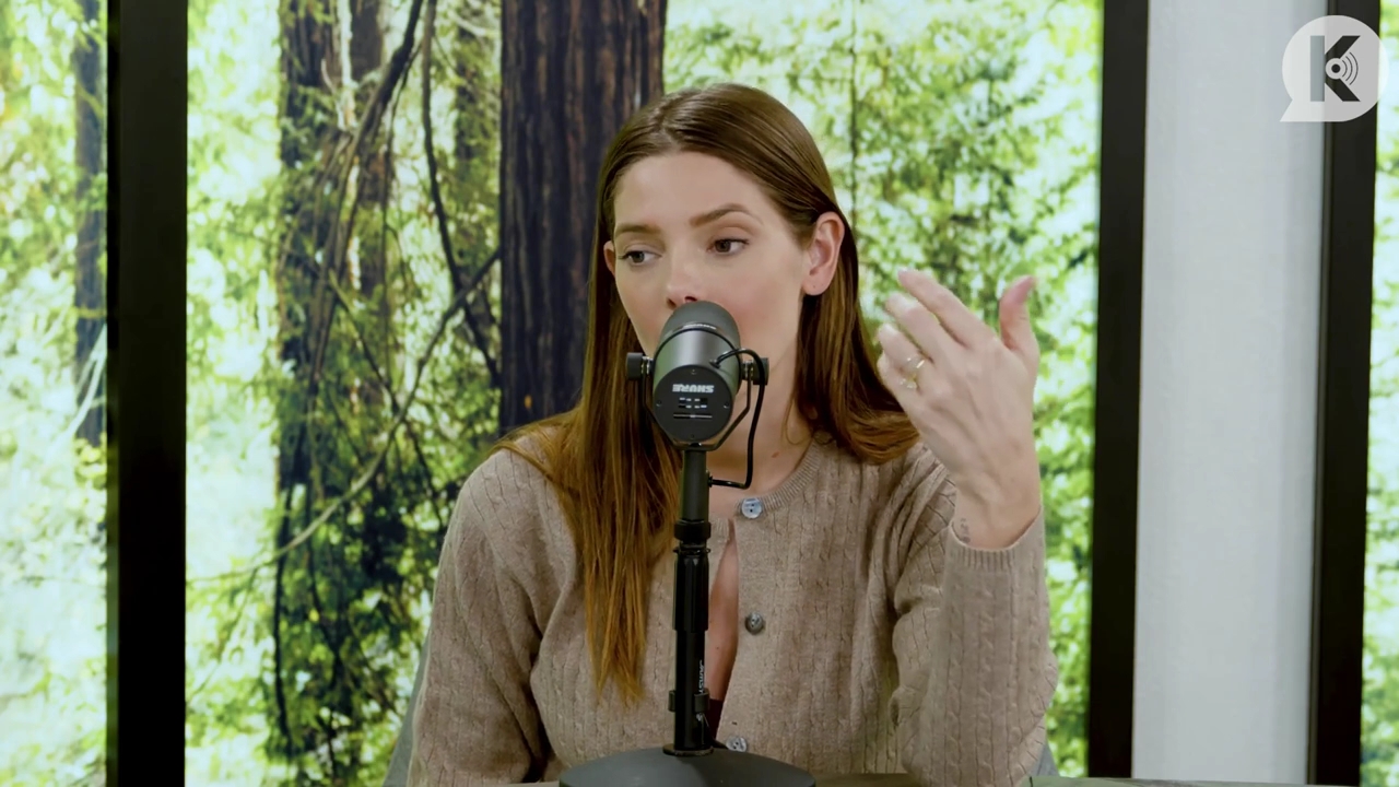 Ashley-Greene-dot-nl_TheTwilightEffect-TwiliightRewatchtPart3of3-0261.jpg