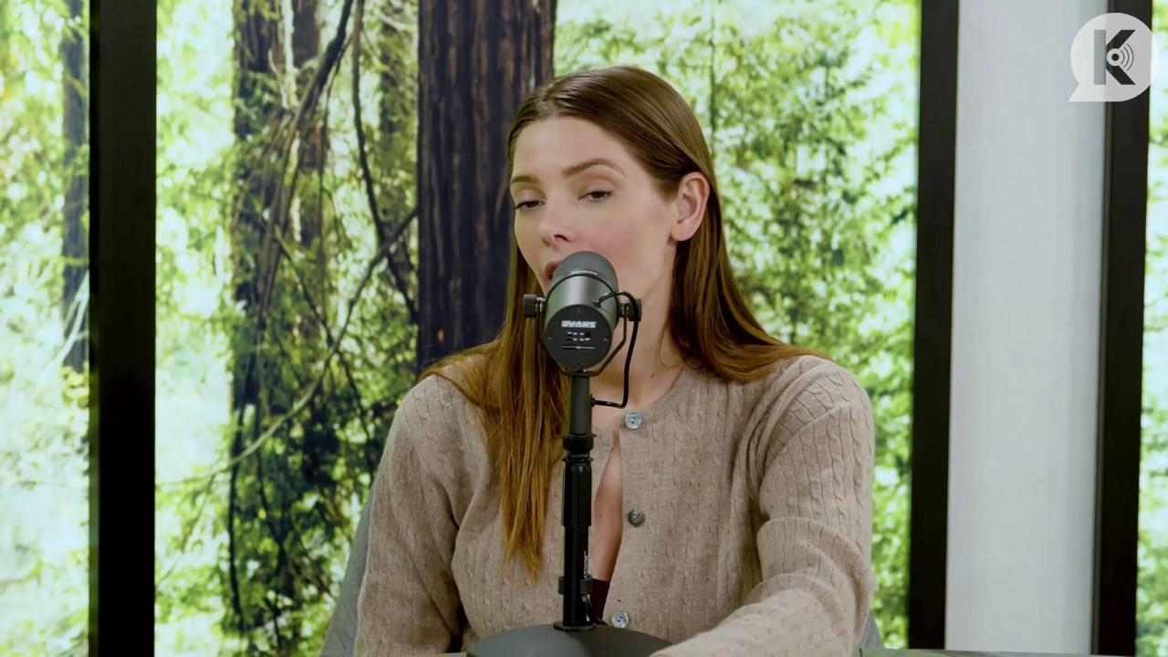 Ashley-Greene-dot-nl_TheTwilightEffect-TwiliightRewatchtPart3of3-0282.jpg Ashley-Greene-dot-nl_TheTwilightEffect-TwiliightRewatchtPart3of3-0282.jpg