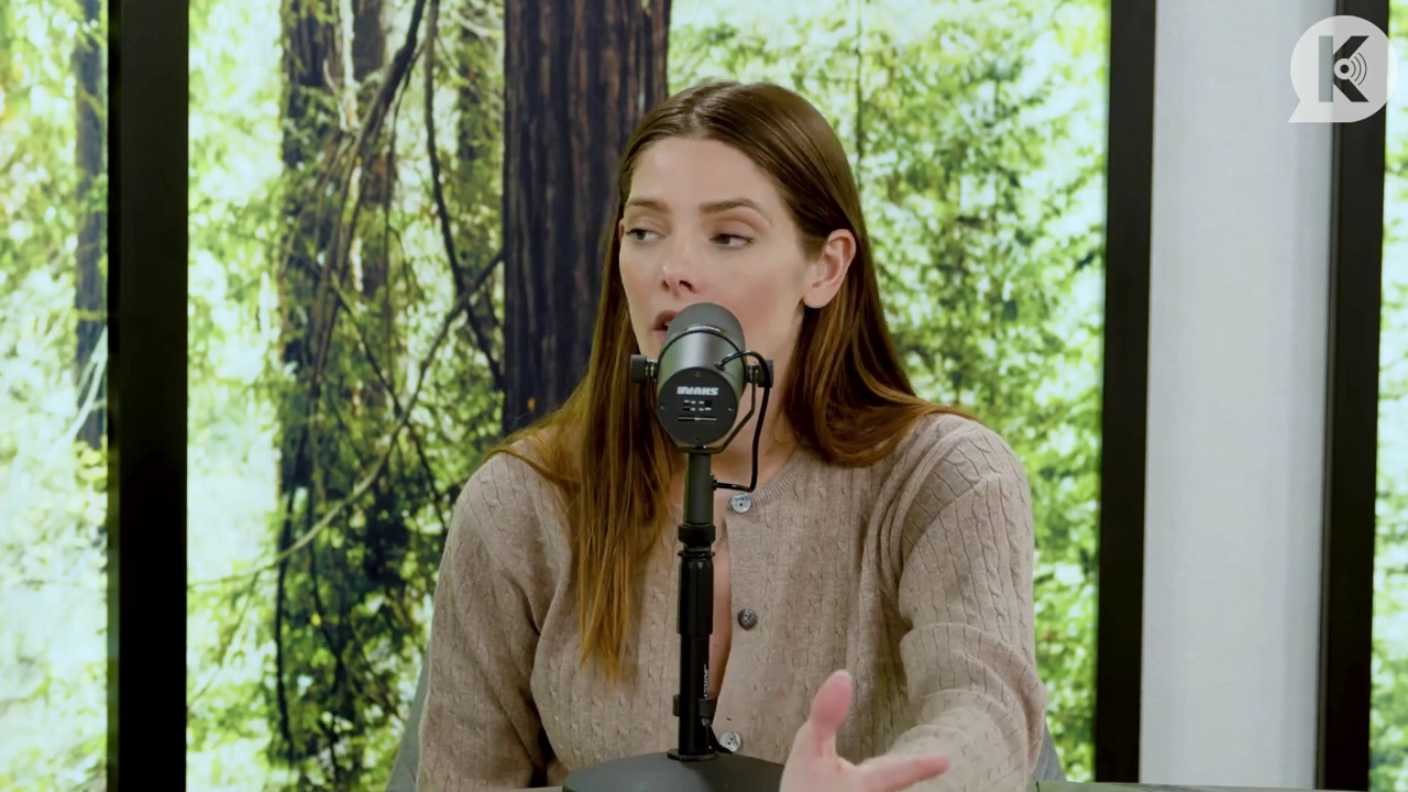 Ashley-Greene-dot-nl_TheTwilightEffect-TwiliightRewatchtPart3of3-0284.jpg Ashley-Greene-dot-nl_TheTwilightEffect-TwiliightRewatchtPart3of3-0284.jpg