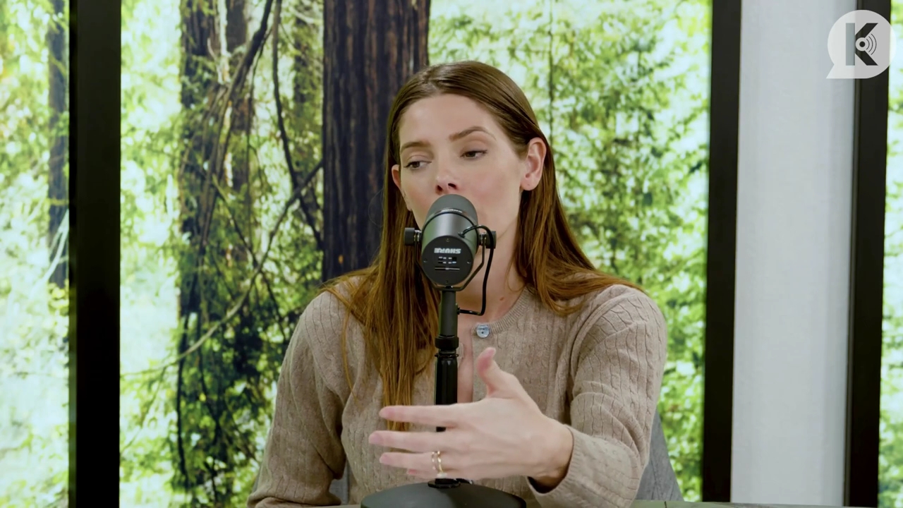 Ashley-Greene-dot-nl_TheTwilightEffect-TwiliightRewatchtPart3of3-0315.jpg Ashley-Greene-dot-nl_TheTwilightEffect-TwiliightRewatchtPart3of3-0315.jpg