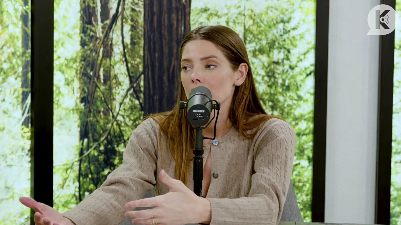 Ashley-Greene-dot-nl_TheTwilightEffect-TwiliightRewatchtPart3of3-0319.jpg Ashley-Greene-dot-nl_TheTwilightEffect-TwiliightRewatchtPart3of3-0319.jpg