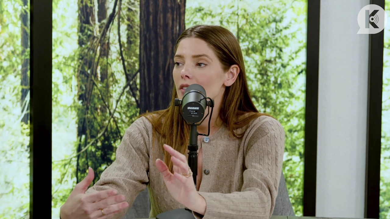 Ashley-Greene-dot-nl_TheTwilightEffect-TwiliightRewatchtPart3of3-0323.jpg Ashley-Greene-dot-nl_TheTwilightEffect-TwiliightRewatchtPart3of3-0323.jpg