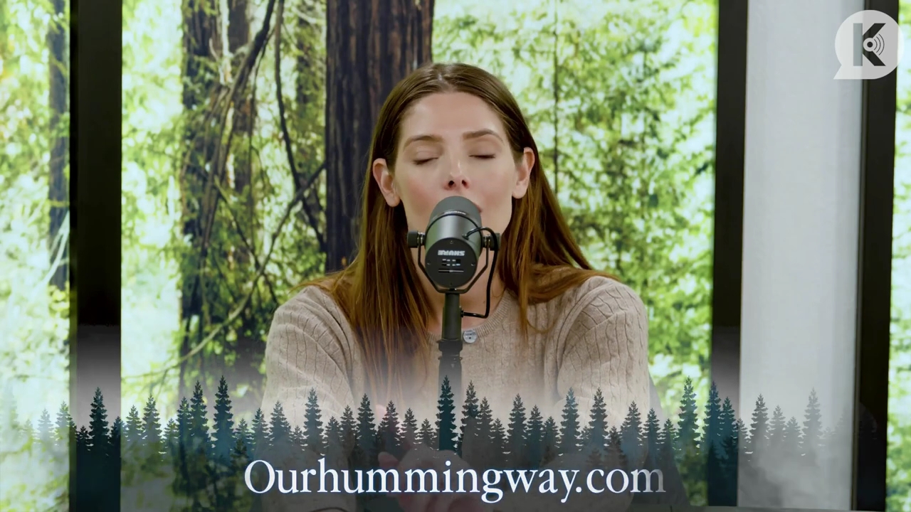 Ashley-Greene-dot-nl_TheTwilightEffect-TwiliightRewatchtPart3of3-0345.jpg