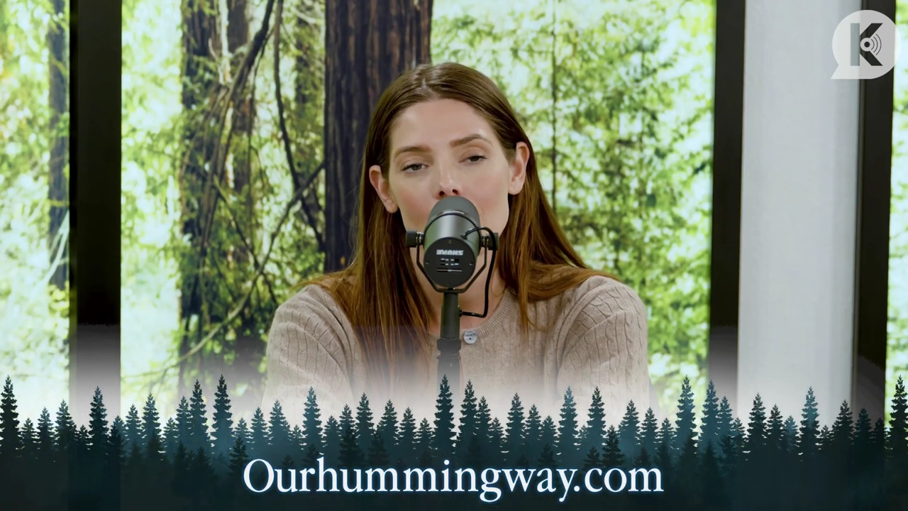 Ashley-Greene-dot-nl_TheTwilightEffect-TwiliightRewatchtPart3of3-0346.jpg Ashley-Greene-dot-nl_TheTwilightEffect-TwiliightRewatchtPart3of3-0346.jpg