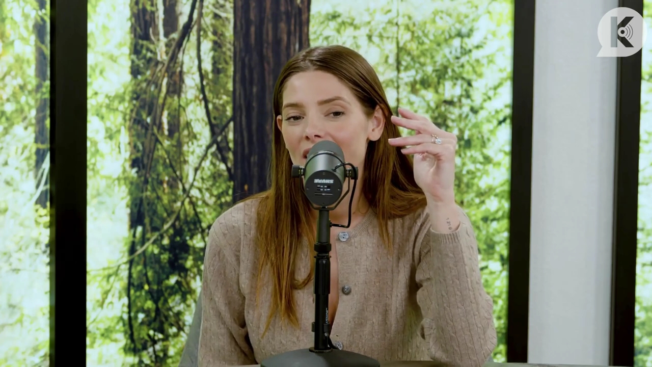 Ashley-Greene-dot-nl_TheTwilightEffect-TwiliightRewatchtPart3of3-0545.jpg Ashley-Greene-dot-nl_TheTwilightEffect-TwiliightRewatchtPart3of3-0545.jpg