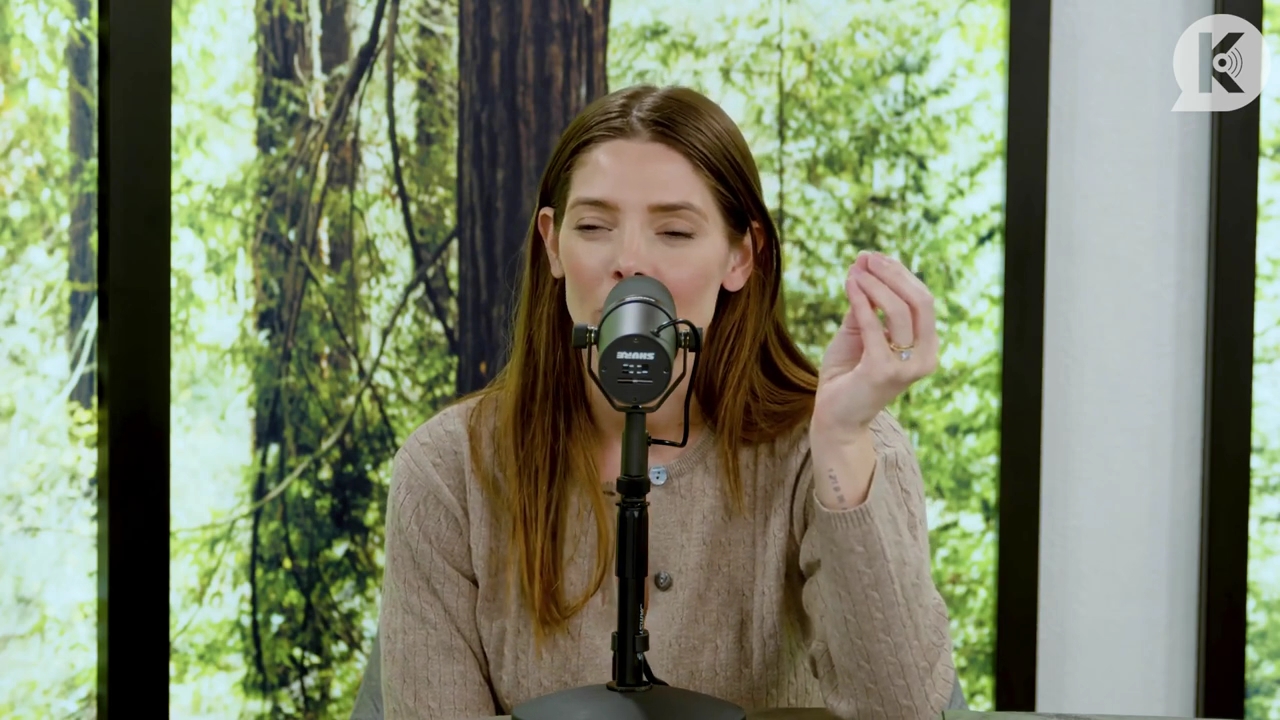 Ashley-Greene-dot-nl_TheTwilightEffect-TwiliightRewatchtPart3of3-0643.jpg Ashley-Greene-dot-nl_TheTwilightEffect-TwiliightRewatchtPart3of3-0643.jpg