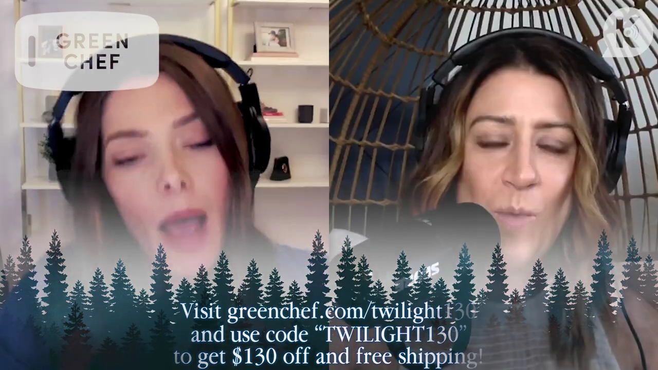 Ashley-Greene-dot-nl_TheTwilightEffect-TwiliightRewatchtPart3of3-0910.jpg Ashley-Greene-dot-nl_TheTwilightEffect-TwiliightRewatchtPart3of3-0910.jpg