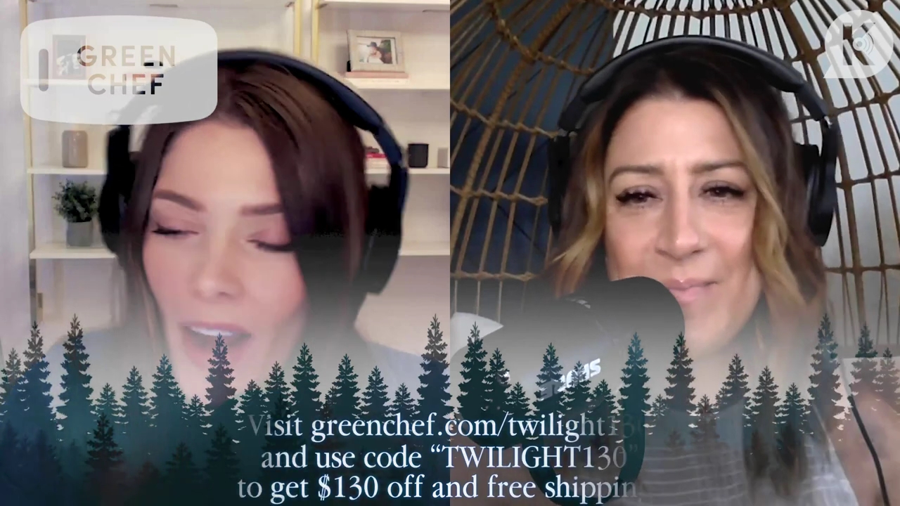 Ashley-Greene-dot-nl_TheTwilightEffect-TwiliightRewatchtPart3of3-0915.jpg Ashley-Greene-dot-nl_TheTwilightEffect-TwiliightRewatchtPart3of3-0915.jpg