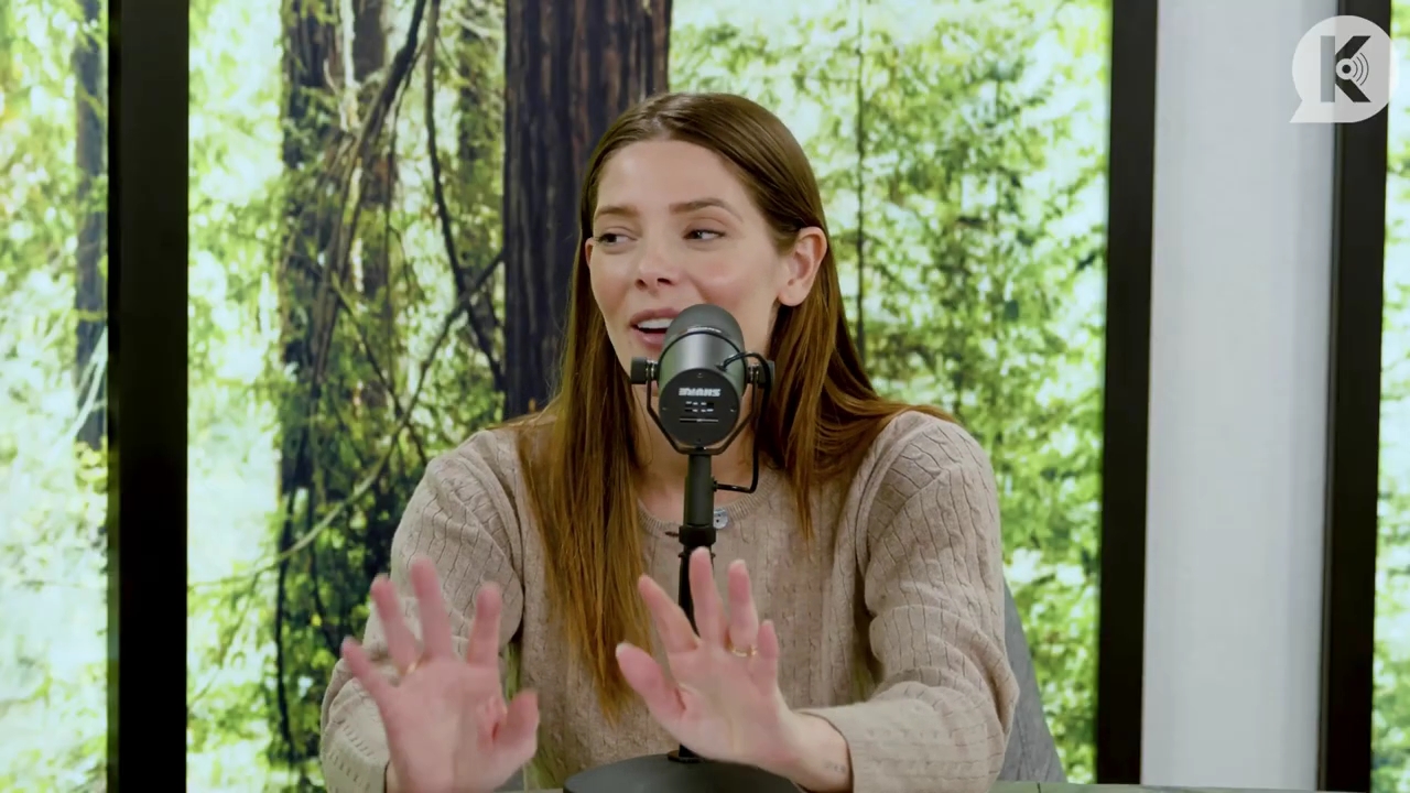 Ashley-Greene-dot-nl_TheTwilightEffect-TwiliightRewatchtPart3of3-1117.jpg Ashley-Greene-dot-nl_TheTwilightEffect-TwiliightRewatchtPart3of3-1117.jpg