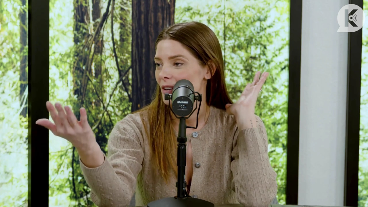 Ashley-Greene-dot-nl_TheTwilightEffect-TwiliightRewatchtPart3of3-1200.jpg Ashley-Greene-dot-nl_TheTwilightEffect-TwiliightRewatchtPart3of3-1200.jpg