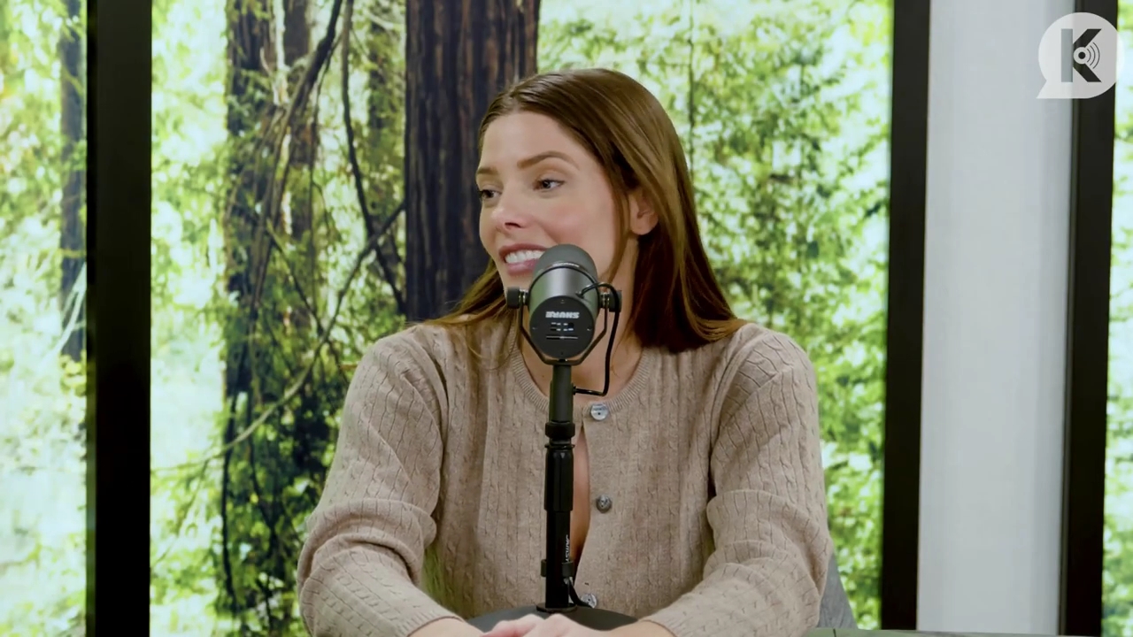 Ashley-Greene-dot-nl_TheTwilightEffect-TwiliightRewatchtPart3of3-1427.jpg Ashley-Greene-dot-nl_TheTwilightEffect-TwiliightRewatchtPart3of3-1427.jpg