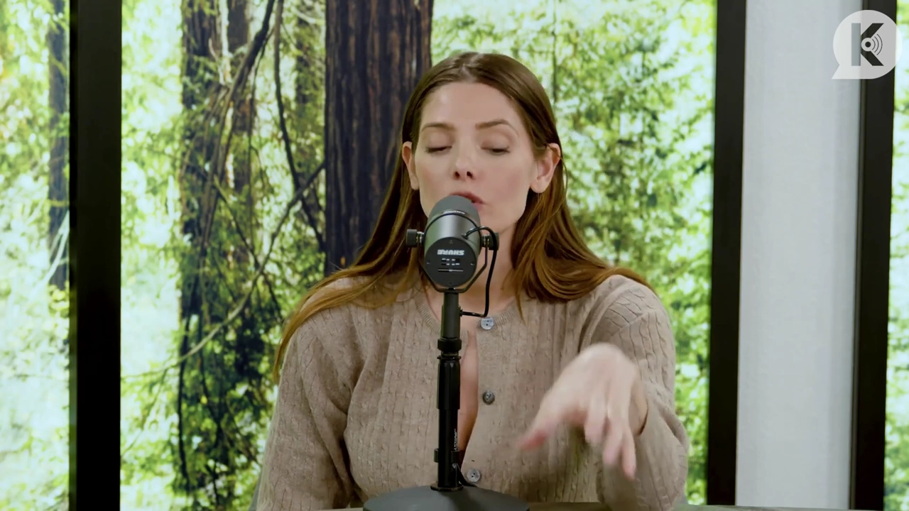 Ashley-Greene-dot-nl_TheTwilightEffect-TwiliightRewatchtPart3of3-1523.jpg Ashley-Greene-dot-nl_TheTwilightEffect-TwiliightRewatchtPart3of3-1523.jpg