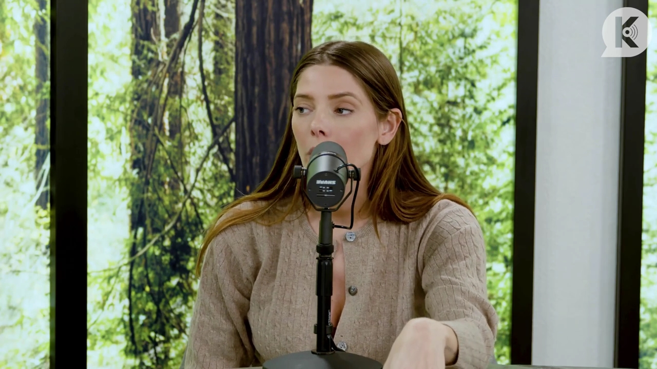 Ashley-Greene-dot-nl_TheTwilightEffect-TwiliightRewatchtPart3of3-1524.jpg Ashley-Greene-dot-nl_TheTwilightEffect-TwiliightRewatchtPart3of3-1524.jpg