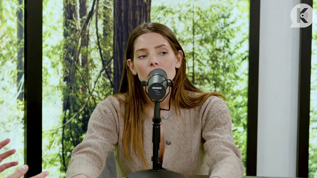 Ashley-Greene-dot-nl_TheTwilightEffect-TwiliightRewatchtPart3of3-1623.jpg Ashley-Greene-dot-nl_TheTwilightEffect-TwiliightRewatchtPart3of3-1623.jpg