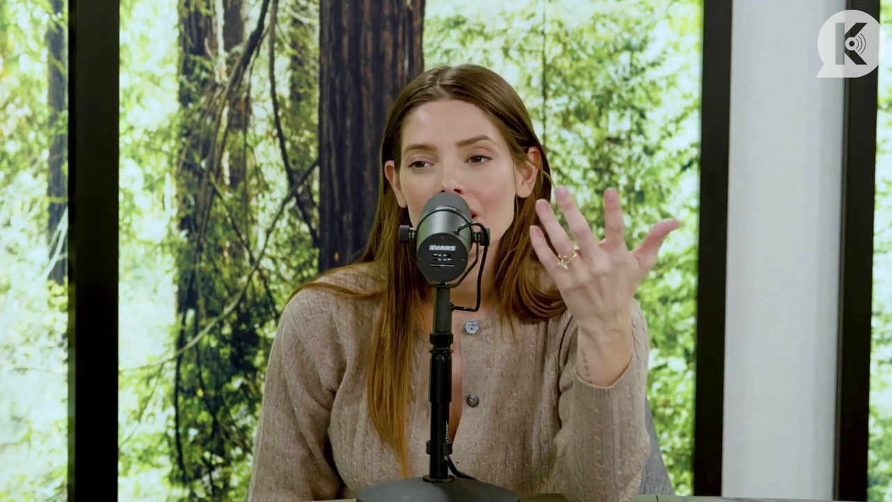 Ashley-Greene-dot-nl_TheTwilightEffect-TwiliightRewatchtPart3of3-1805.jpg Ashley-Greene-dot-nl_TheTwilightEffect-TwiliightRewatchtPart3of3-1805.jpg