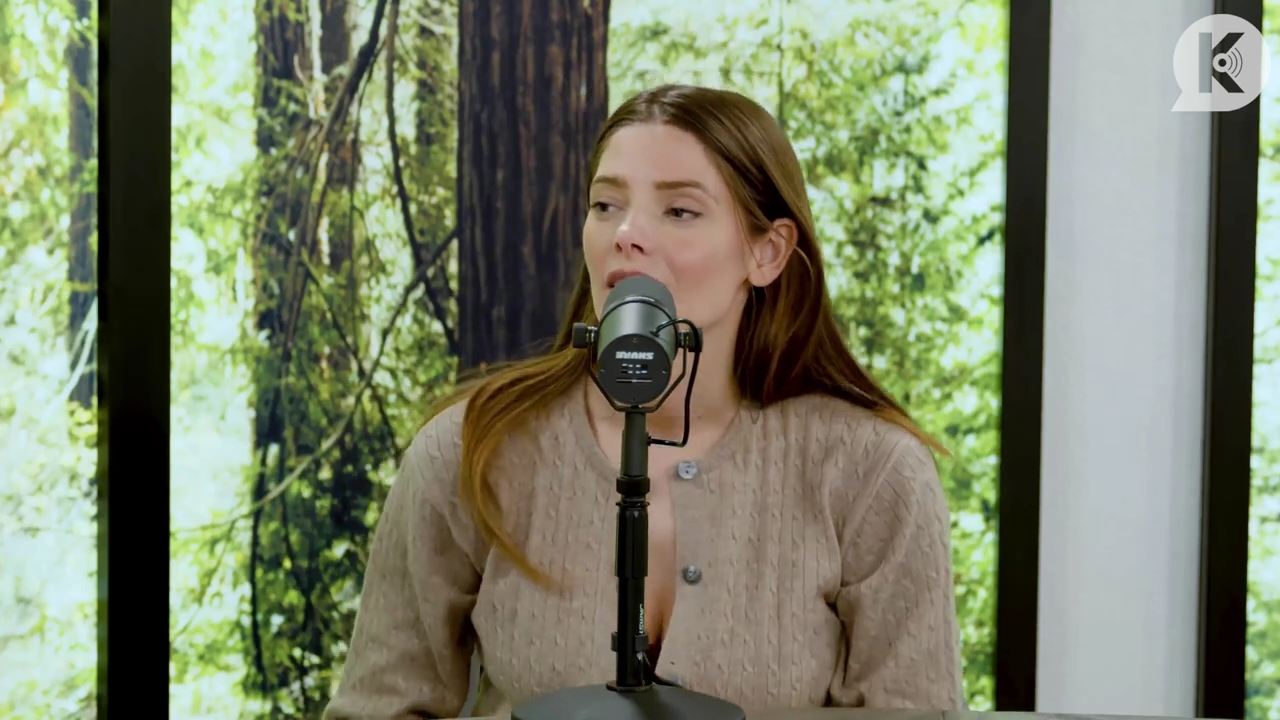 Ashley-Greene-dot-nl_TheTwilightEffect-TwiliightRewatchtPart3of3-1839.jpg Ashley-Greene-dot-nl_TheTwilightEffect-TwiliightRewatchtPart3of3-1839.jpg