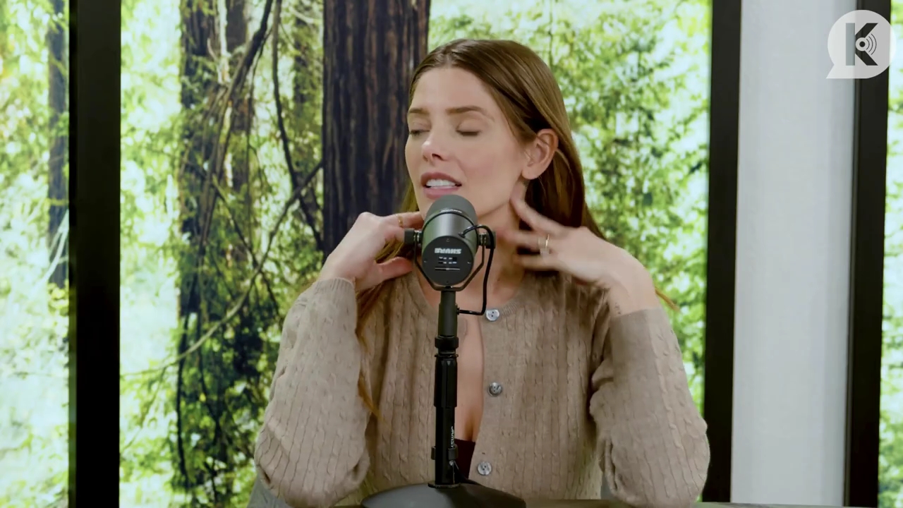 Ashley-Greene-dot-nl_TheTwilightEffect-TwiliightRewatchtPart3of3-1842.jpg Ashley-Greene-dot-nl_TheTwilightEffect-TwiliightRewatchtPart3of3-1842.jpg