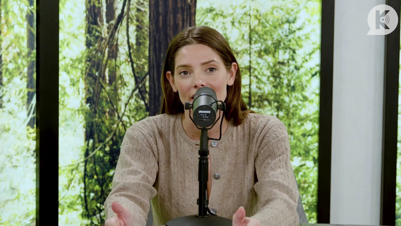 Ashley-Greene-dot-nl_TheTwilightEffect-TwiliightRewatchtPart3of3-2381.jpg