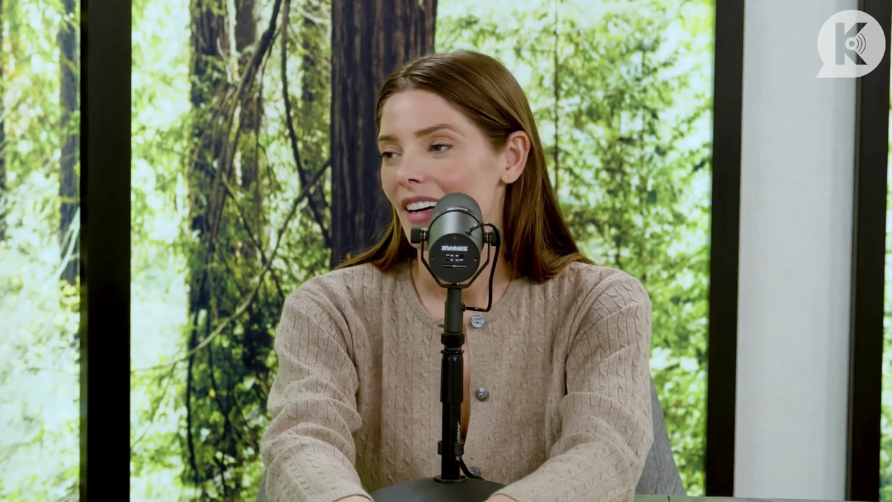 Ashley-Greene-dot-nl_TheTwilightEffect-TwiliightRewatchtPart3of3-2493.jpg