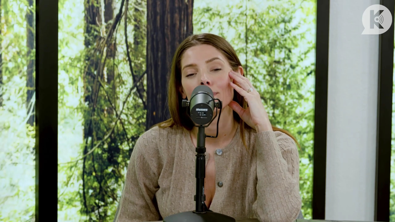 Ashley-Greene-dot-nl_TheTwilightEffect-TwiliightRewatchtPart3of3-2835.jpg