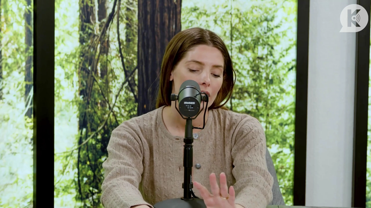 Ashley-Greene-dot-nl_TheTwilightEffect-TwiliightRewatchtPart3of3-3031.jpg