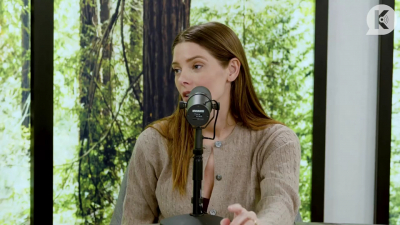 Ashley-Greene-dot-nl_TheTwilightEffect-TwiliightRewatchtPart3of3-0281.jpg
