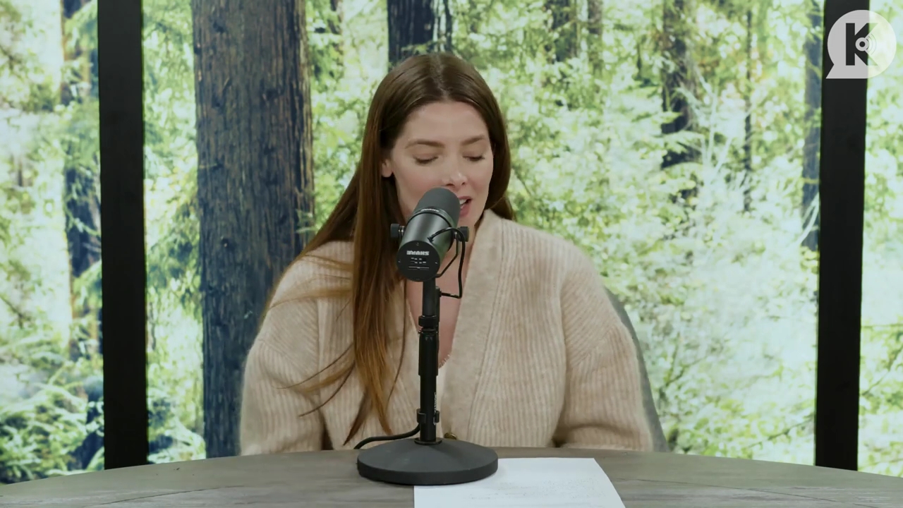 Ashley-Greene-dot-nl_TheTwilightEffect-Aflevering4KellanLutz0600.jpg Ashley-Greene-dot-nl_TheTwilightEffect-Aflevering4KellanLutz0600.jpg