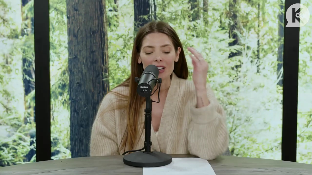 Ashley-Greene-dot-nl_TheTwilightEffect-Aflevering4KellanLutz0611.jpg Ashley-Greene-dot-nl_TheTwilightEffect-Aflevering4KellanLutz0611.jpg