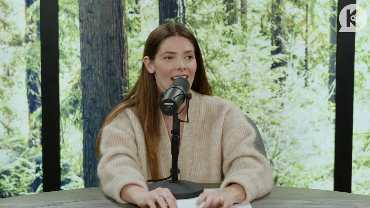 Ashley-Greene-dot-nl_TheTwilightEffect-Aflevering4KellanLutz1808.jpg Ashley-Greene-dot-nl_TheTwilightEffect-Aflevering4KellanLutz1808.jpg