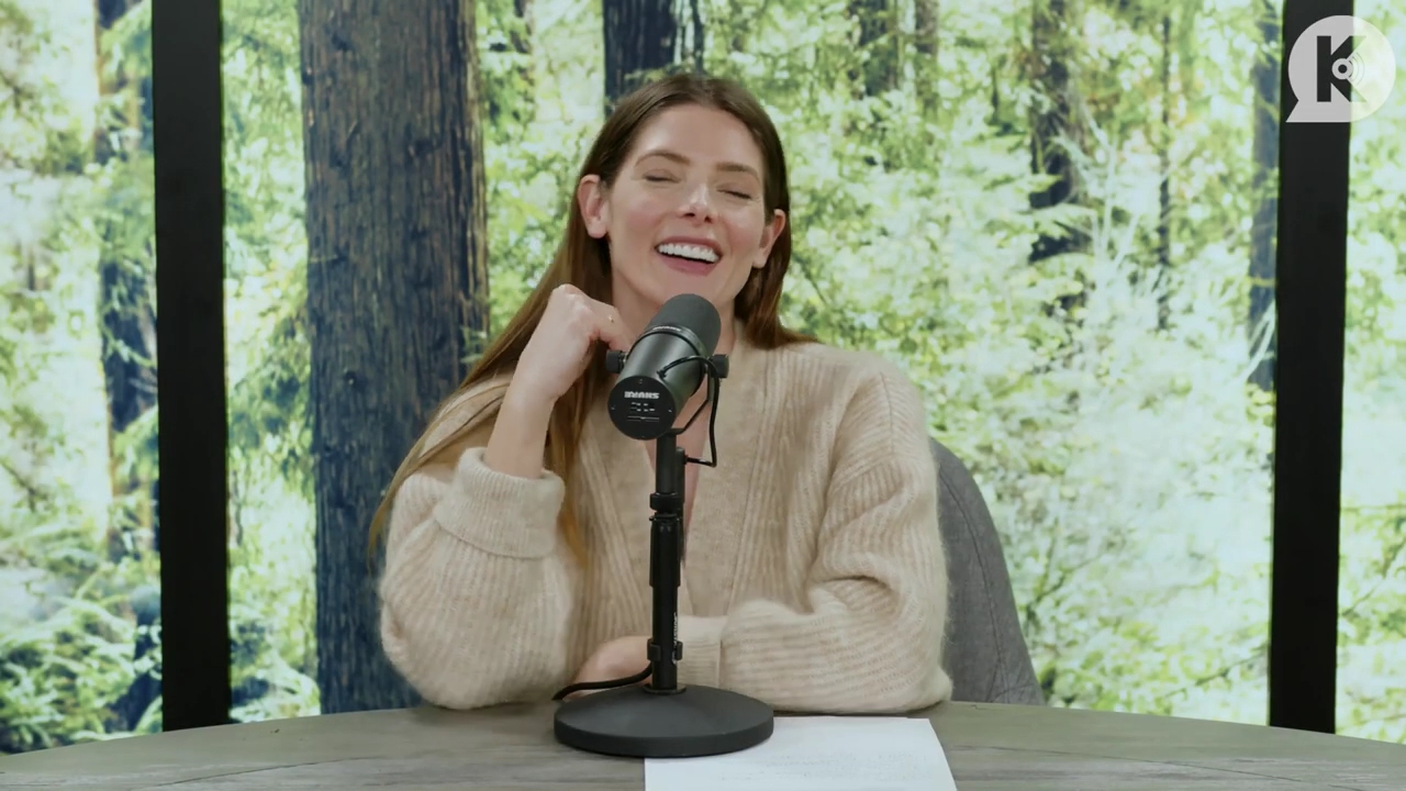 Ashley-Greene-dot-nl_TheTwilightEffect-Aflevering4KellanLutz2123.jpg
