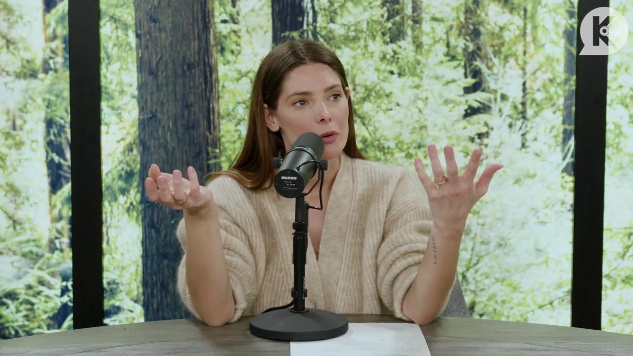 Ashley-Greene-dot-nl_TheTwilightEffect-Aflevering4KellanLutz2575.jpg Ashley-Greene-dot-nl_TheTwilightEffect-Aflevering4KellanLutz2575.jpg