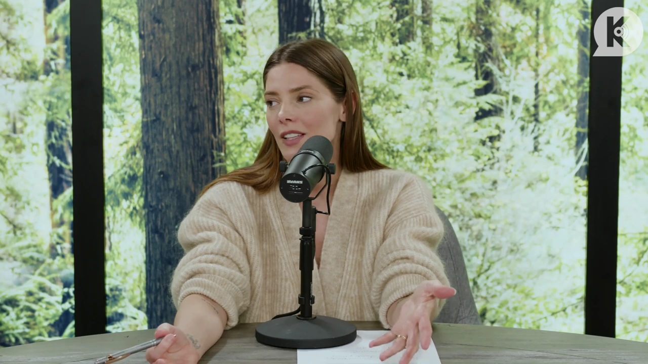 Ashley-Greene-dot-nl_TheTwilightEffect-Aflevering4KellanLutz2820.jpg Ashley-Greene-dot-nl_TheTwilightEffect-Aflevering4KellanLutz2820.jpg