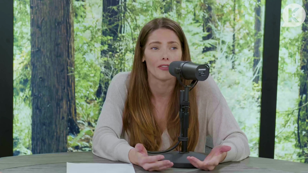 Ashley-Greene-dot-nl_TheTwilightEffect-Aflevering5PeterFacinelli0170.jpg Ashley-Greene-dot-nl_TheTwilightEffect-Aflevering5PeterFacinelli0170.jpg