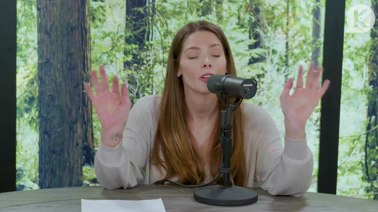 Ashley-Greene-dot-nl_TheTwilightEffect-Aflevering5PeterFacinelli0220.jpg Ashley-Greene-dot-nl_TheTwilightEffect-Aflevering5PeterFacinelli0220.jpg