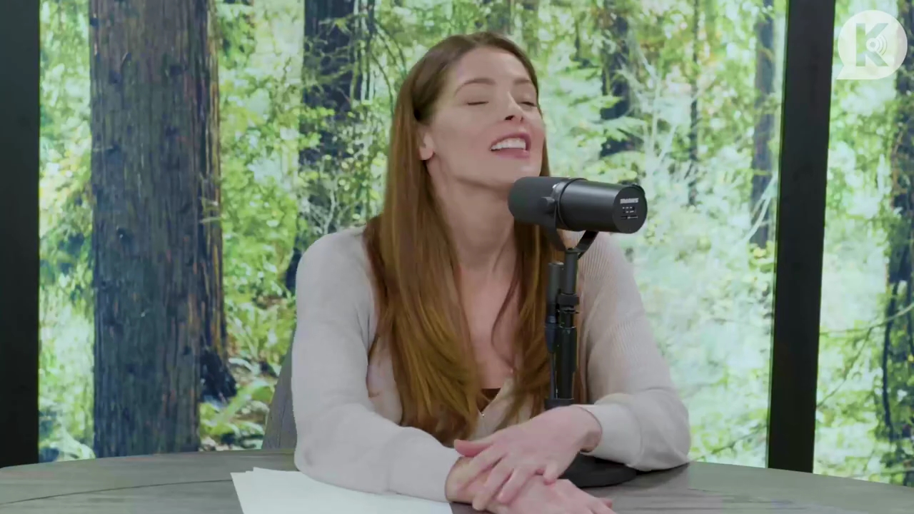 Ashley-Greene-dot-nl_TheTwilightEffect-Aflevering5PeterFacinelli0260.jpg Ashley-Greene-dot-nl_TheTwilightEffect-Aflevering5PeterFacinelli0260.jpg