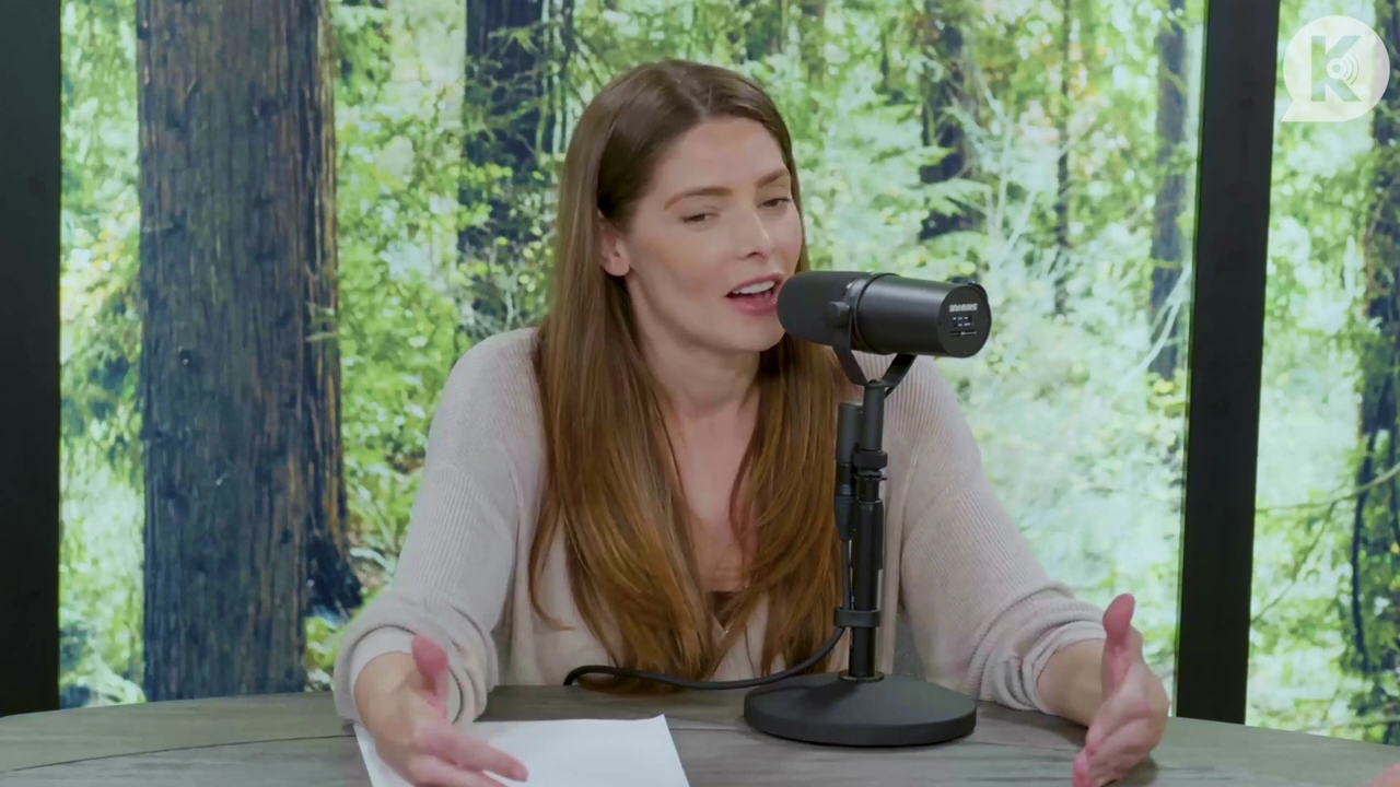 Ashley-Greene-dot-nl_TheTwilightEffect-Aflevering5PeterFacinelli0289.jpg Ashley-Greene-dot-nl_TheTwilightEffect-Aflevering5PeterFacinelli0289.jpg