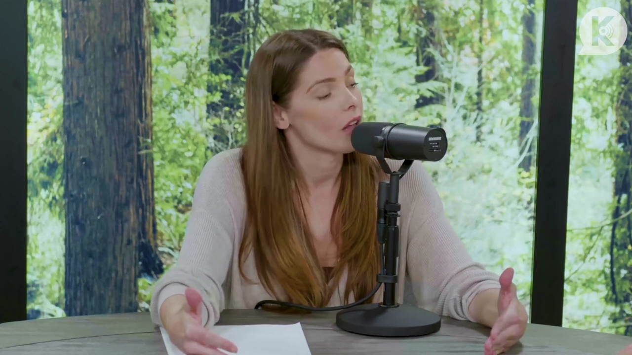 Ashley-Greene-dot-nl_TheTwilightEffect-Aflevering5PeterFacinelli0290.jpg Ashley-Greene-dot-nl_TheTwilightEffect-Aflevering5PeterFacinelli0290.jpg