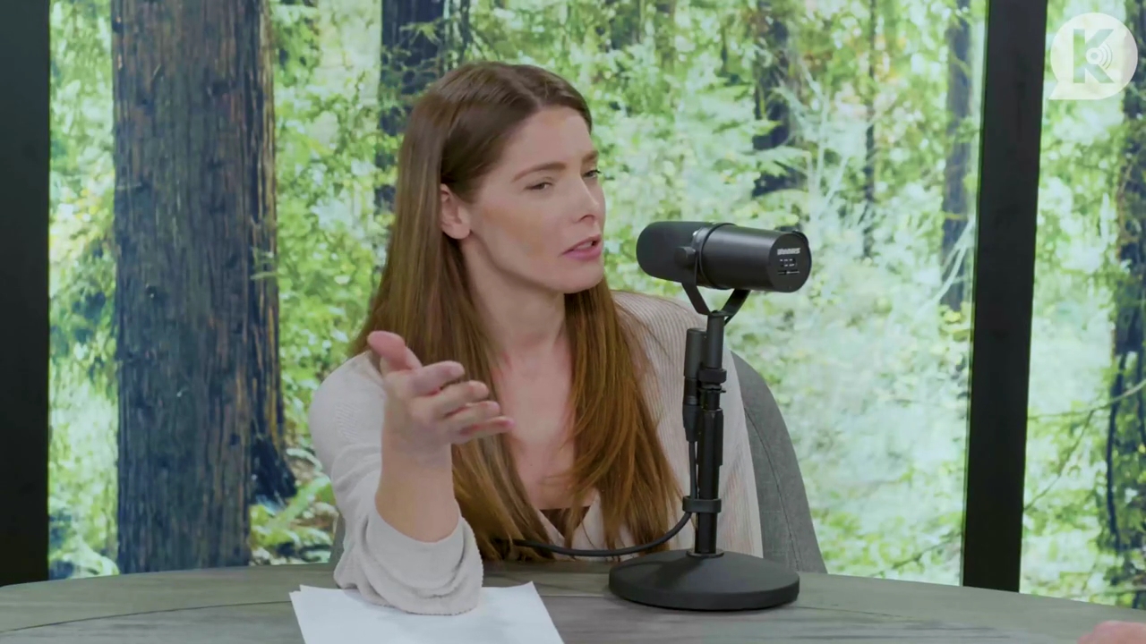 Ashley-Greene-dot-nl_TheTwilightEffect-Aflevering5PeterFacinelli0307.jpg Ashley-Greene-dot-nl_TheTwilightEffect-Aflevering5PeterFacinelli0307.jpg