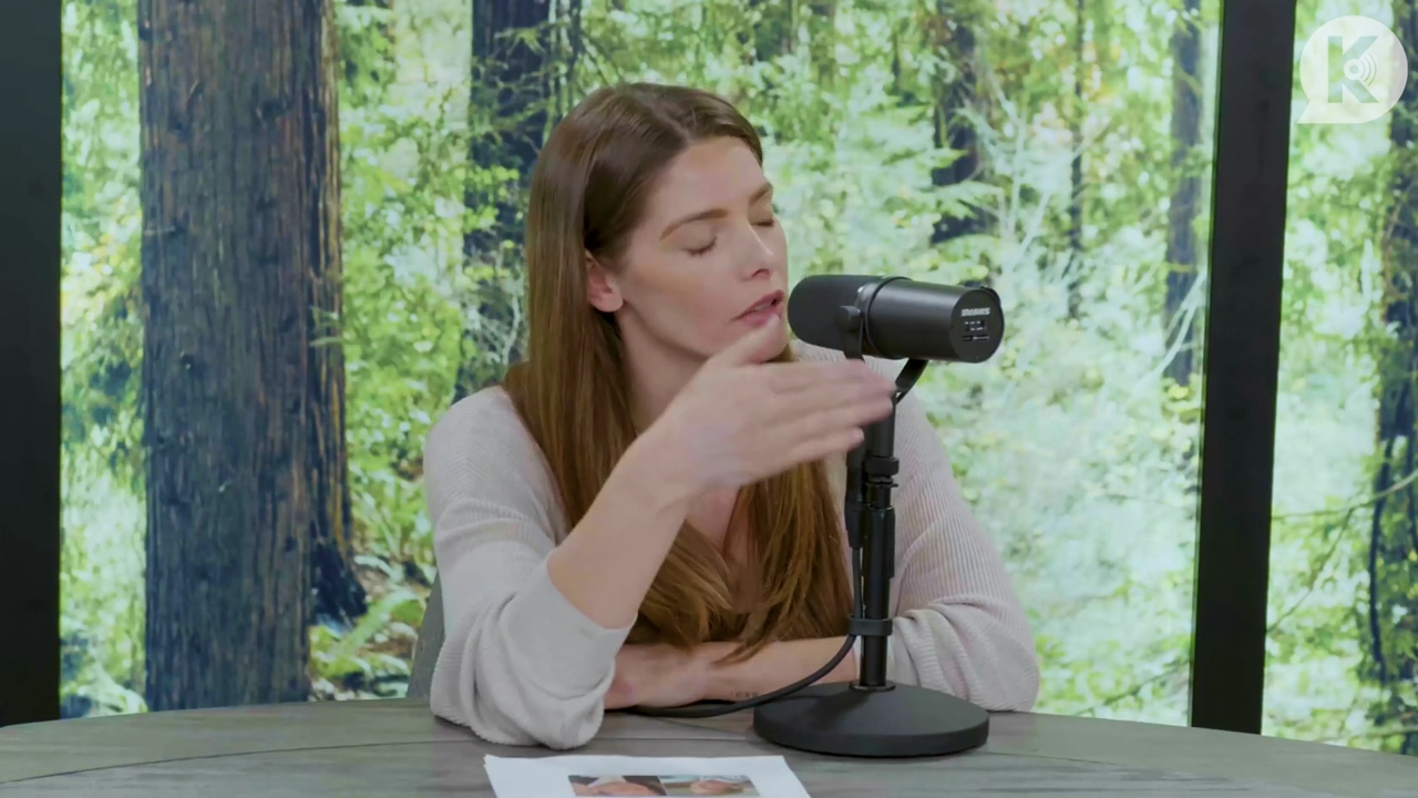 Ashley-Greene-dot-nl_TheTwilightEffect-Aflevering5PeterFacinelli0503.jpg Ashley-Greene-dot-nl_TheTwilightEffect-Aflevering5PeterFacinelli0503.jpg