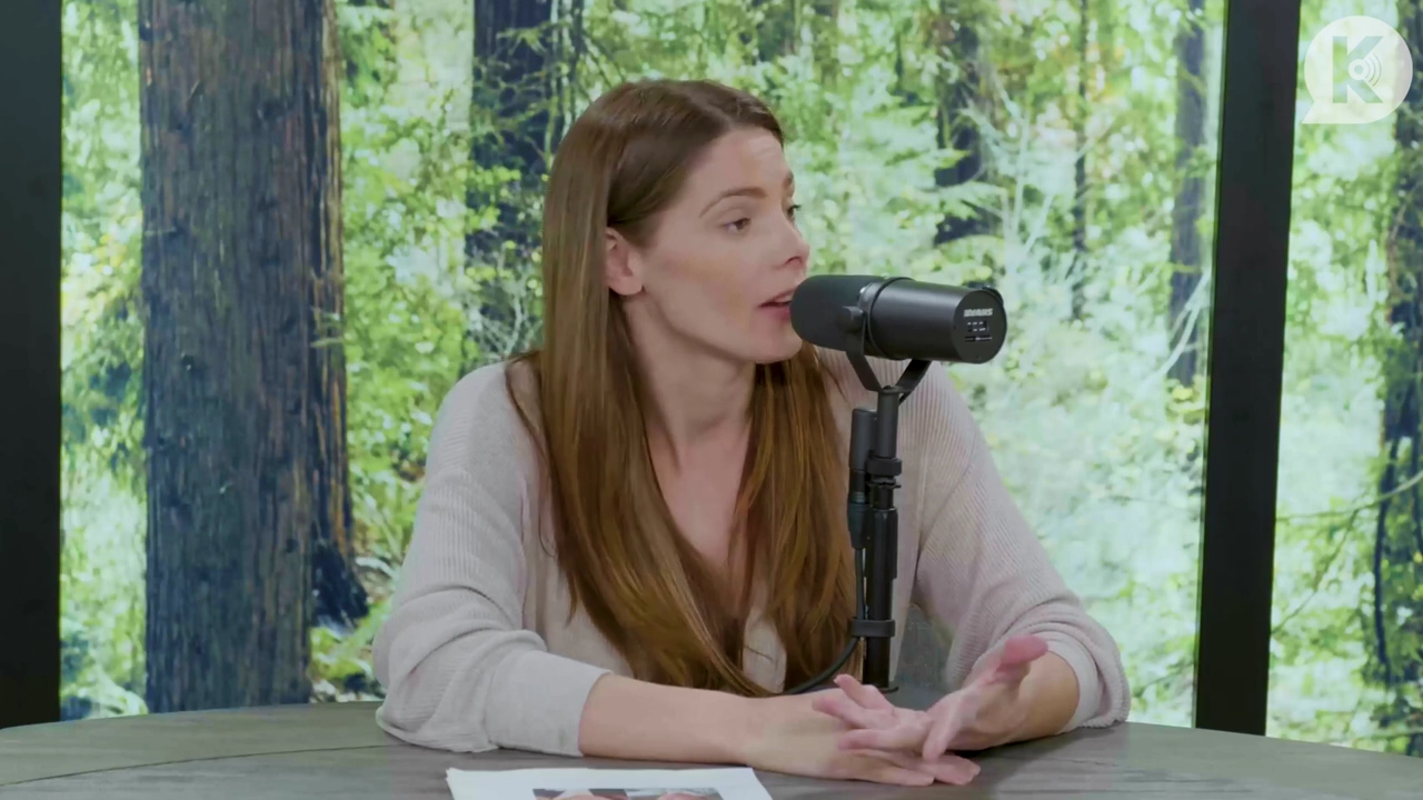 Ashley-Greene-dot-nl_TheTwilightEffect-Aflevering5PeterFacinelli0690.jpg Ashley-Greene-dot-nl_TheTwilightEffect-Aflevering5PeterFacinelli0690.jpg