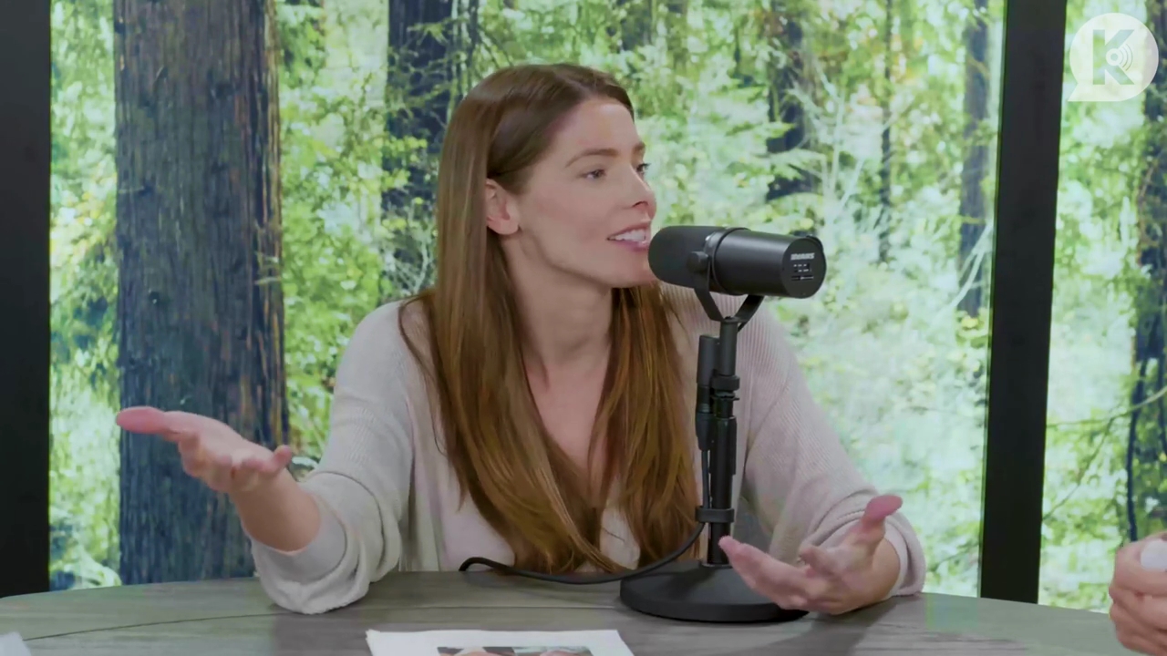 Ashley-Greene-dot-nl_TheTwilightEffect-Aflevering5PeterFacinelli0694.jpg Ashley-Greene-dot-nl_TheTwilightEffect-Aflevering5PeterFacinelli0694.jpg