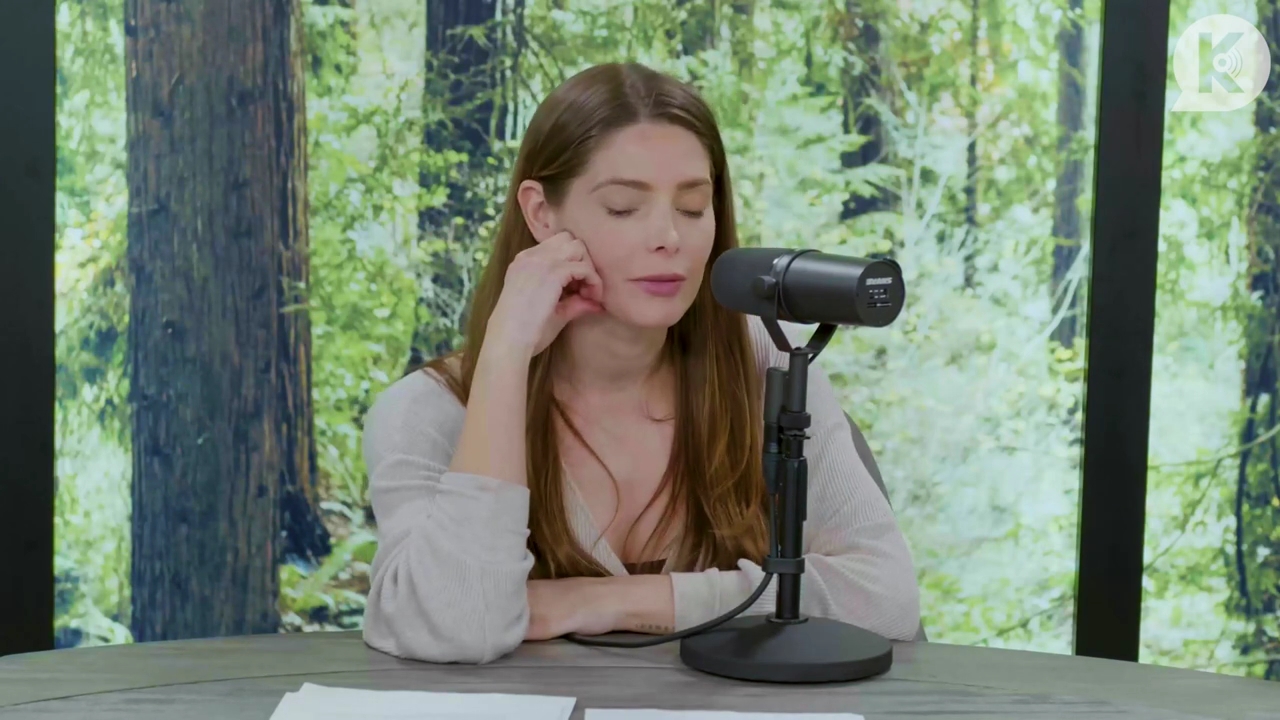Ashley-Greene-dot-nl_TheTwilightEffect-Aflevering5PeterFacinelli1711.jpg