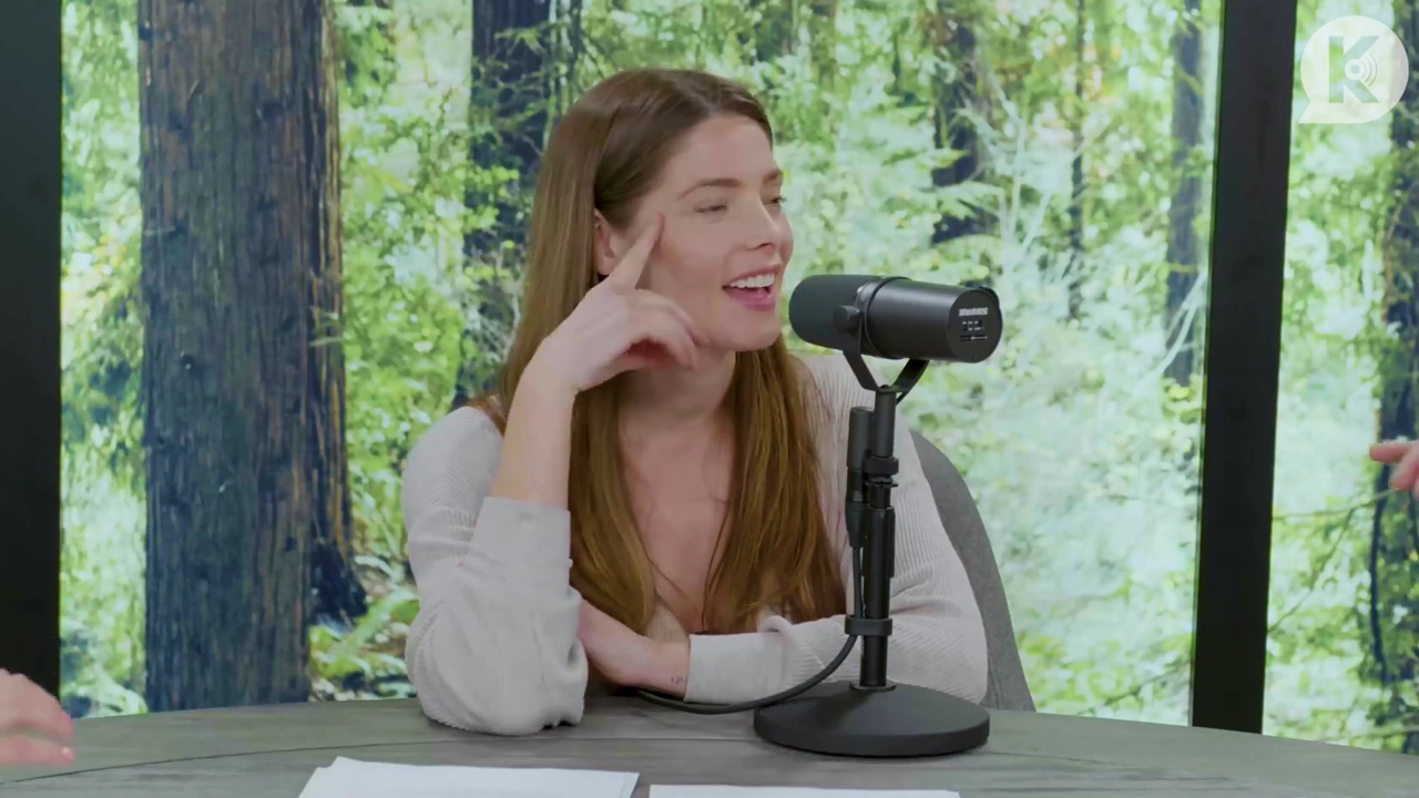 Ashley-Greene-dot-nl_TheTwilightEffect-Aflevering5PeterFacinelli2387.jpg