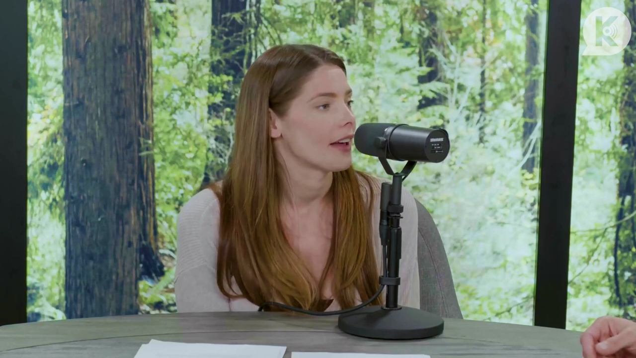 Ashley-Greene-dot-nl_TheTwilightEffect-Aflevering5PeterFacinelli2444.jpg